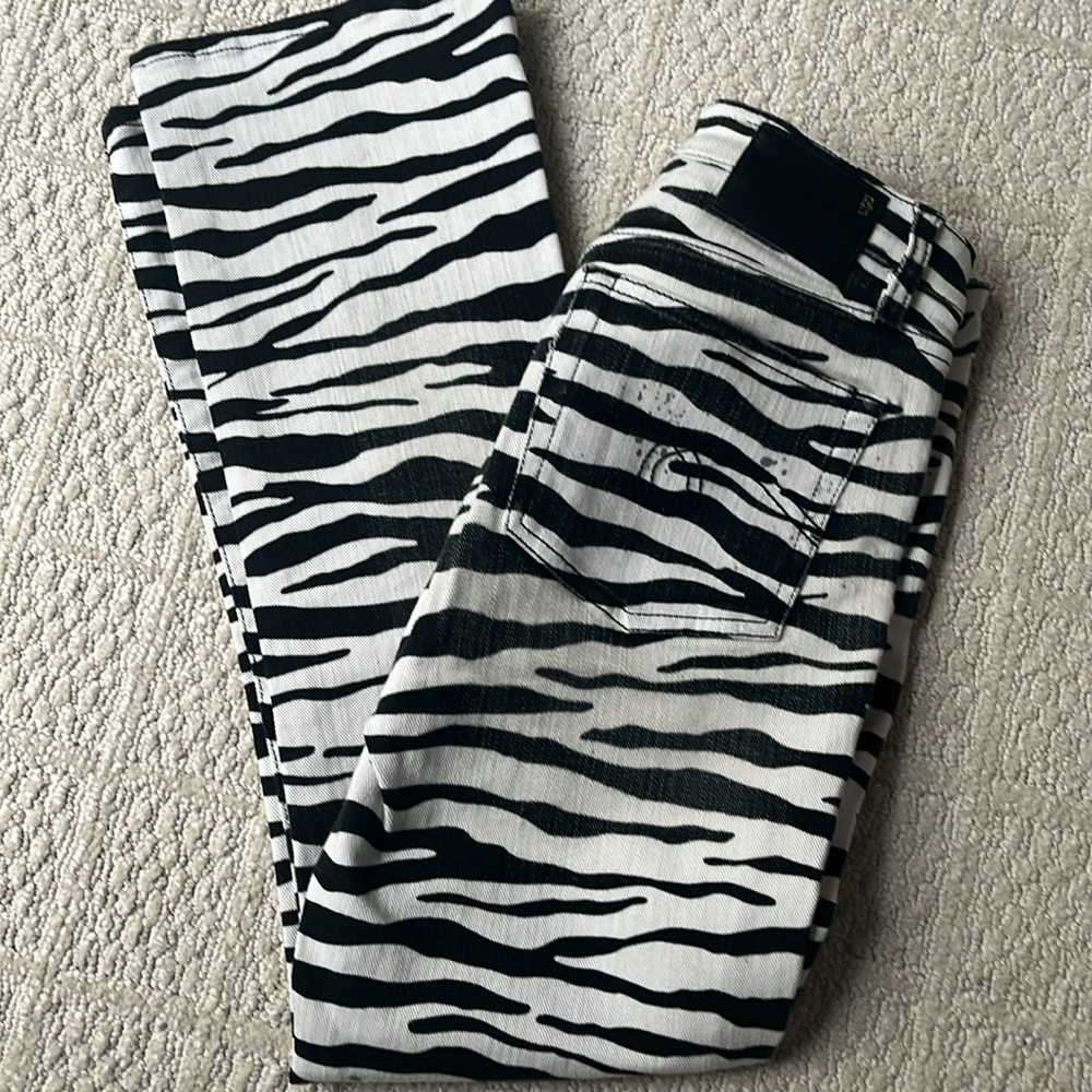 R13 | SIZE 26 | Worn once for photo shoot - Picture 8 of 10